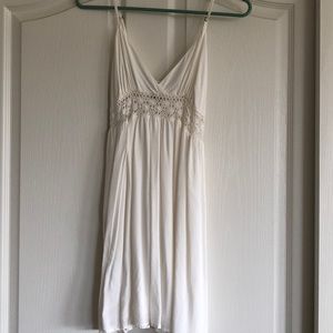 Forever 21 white spaghetti strap dress w/lace